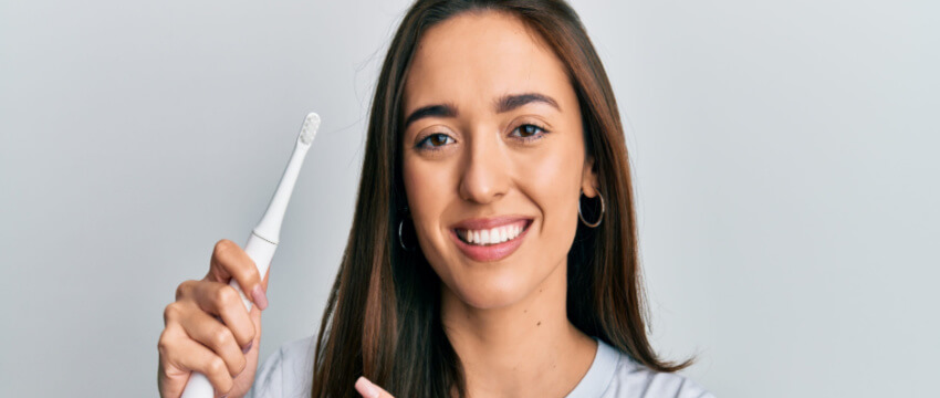 How To Choose The Best Electric Toothbrush for Sensitive Teeth?